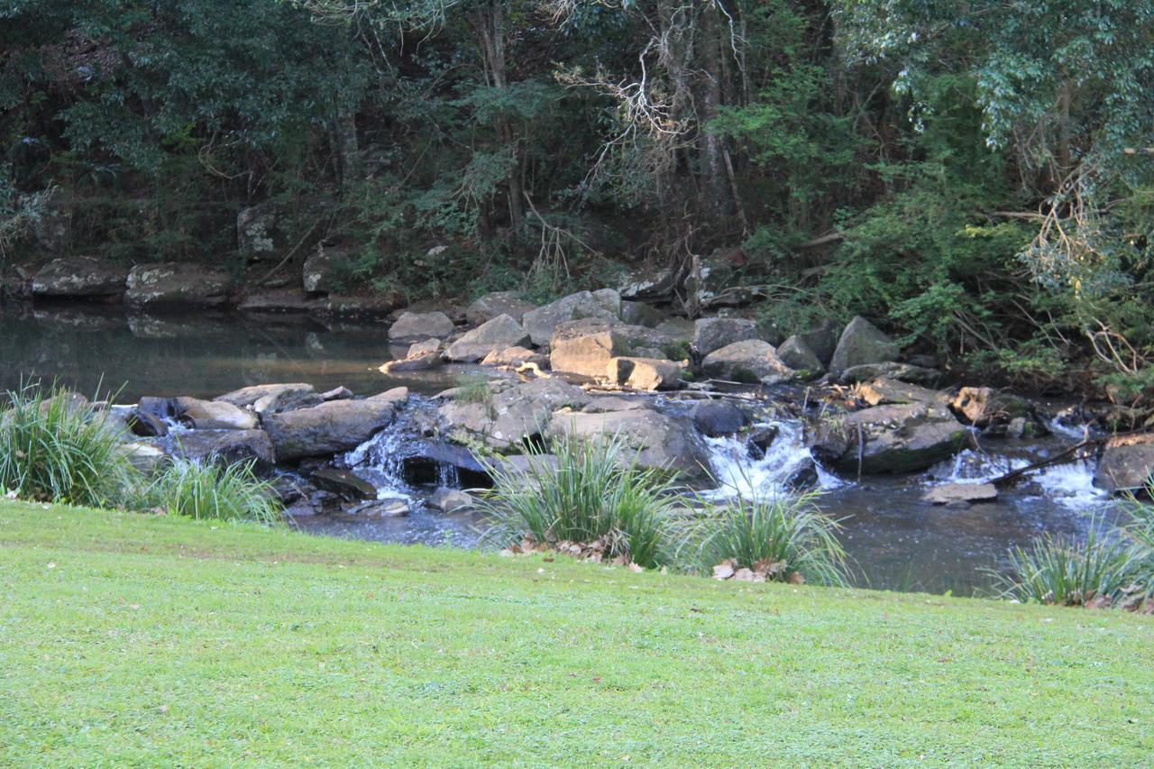 Maleny Hotel Exteriér fotografie